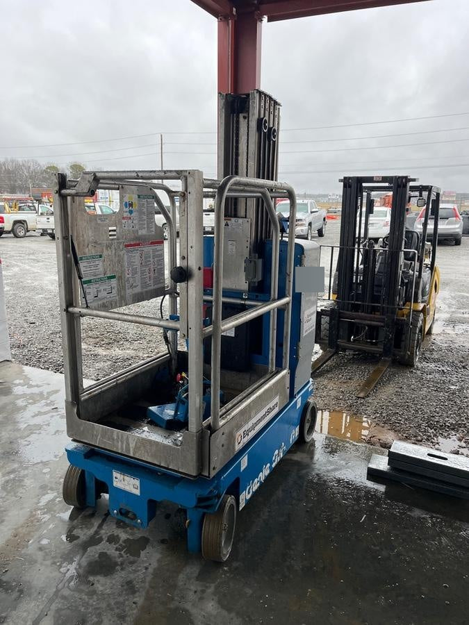2019 GENIE GR-20
