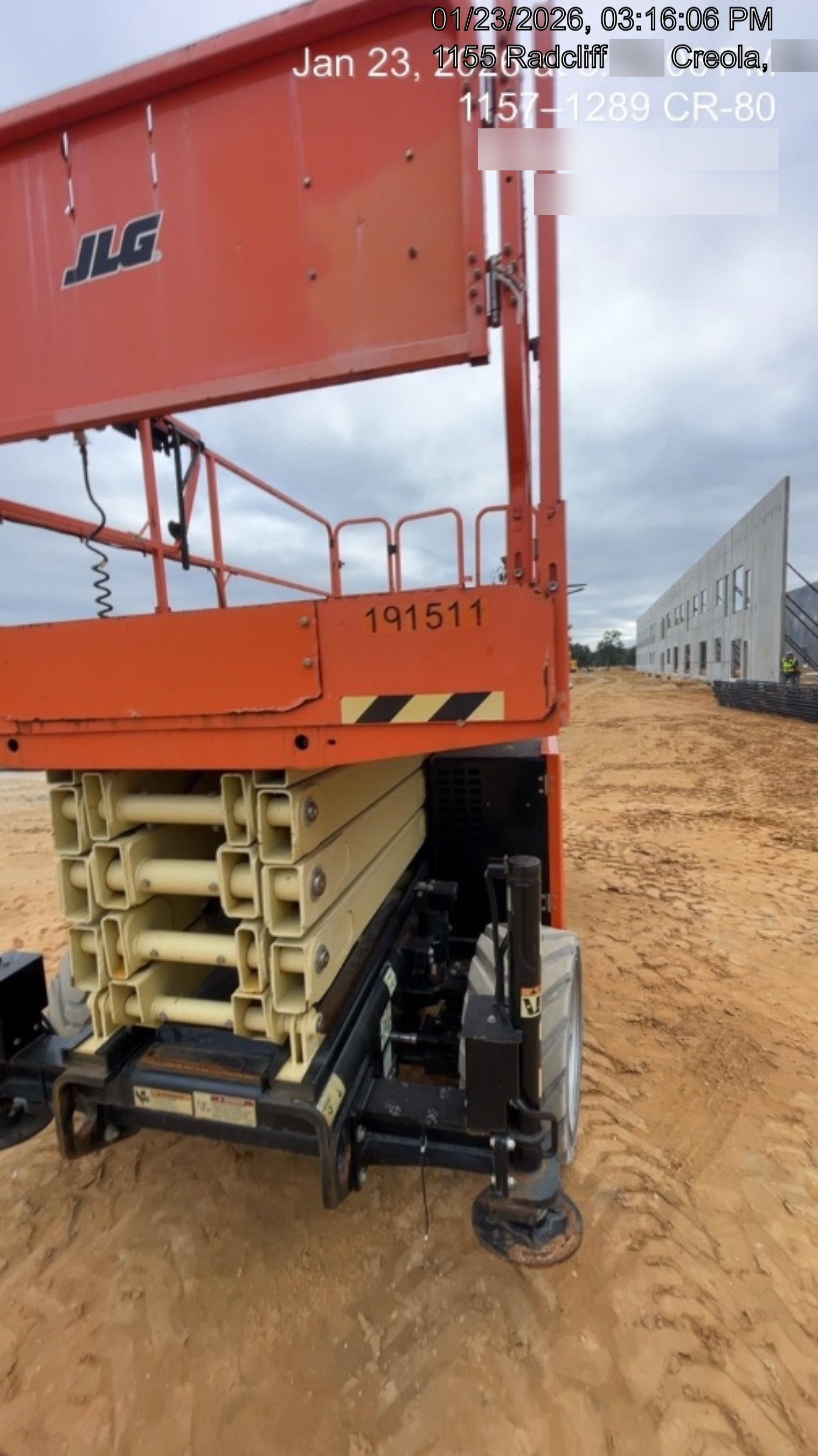 2021 JLG RT4069
