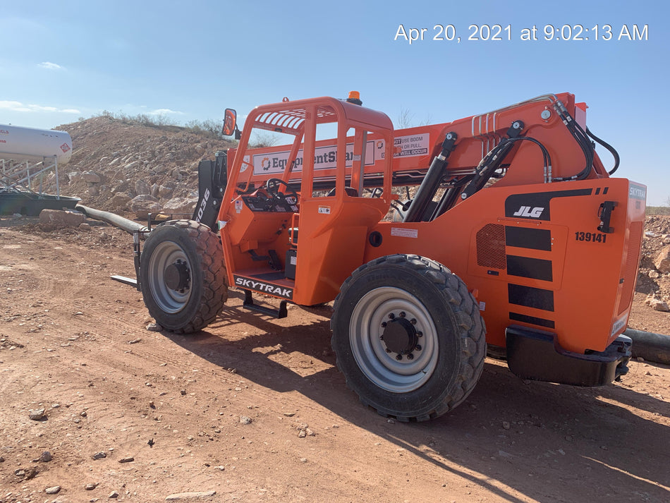 2021 JLG 6036