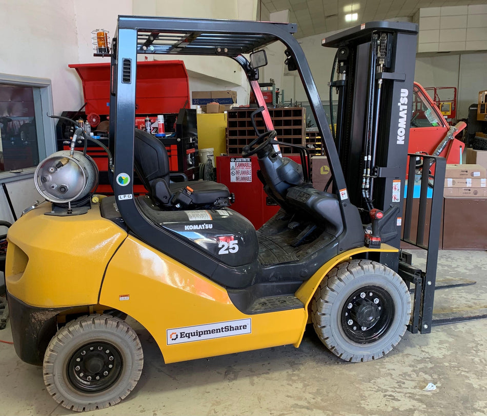 2022 KOMATSU FG25T-16