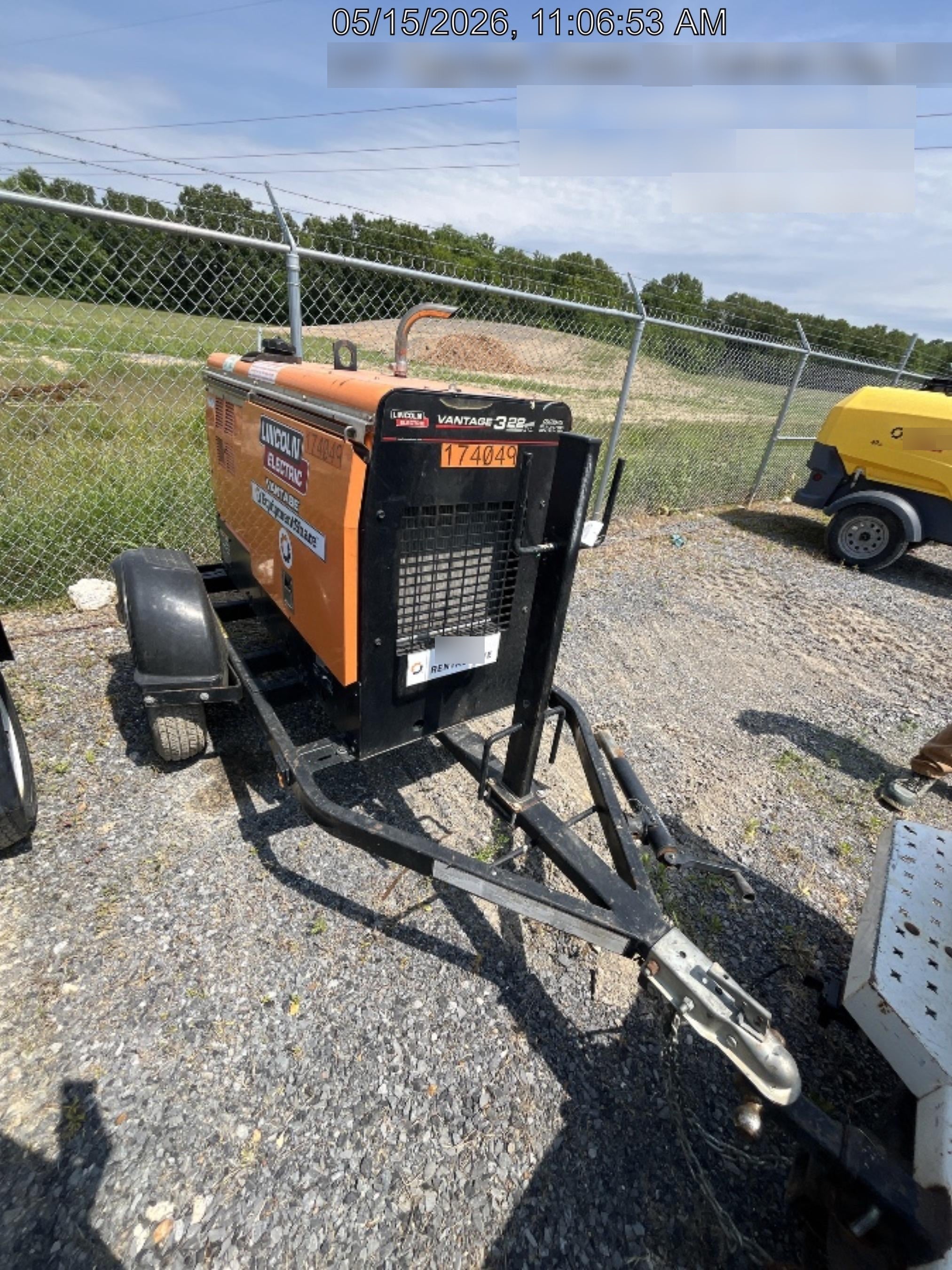2021 Lincoln Electric Vantage 322 Vantage 322 Ready Pak 3 w/ Decals, ORANGE (includes trailer, cable rack, fender light kit) NO Telematics