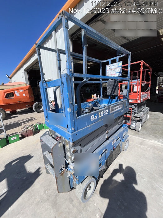 2021 GENIE GS-1932