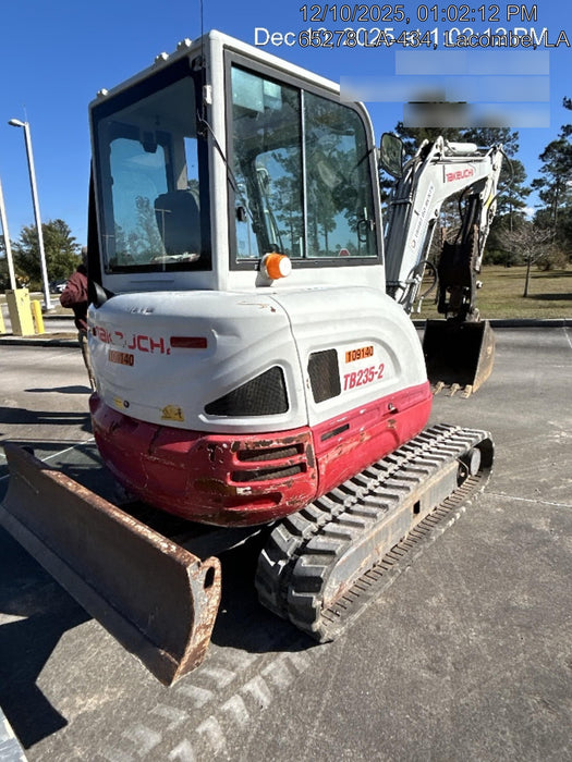 2020 TAKEUCHI TB-235-2CR