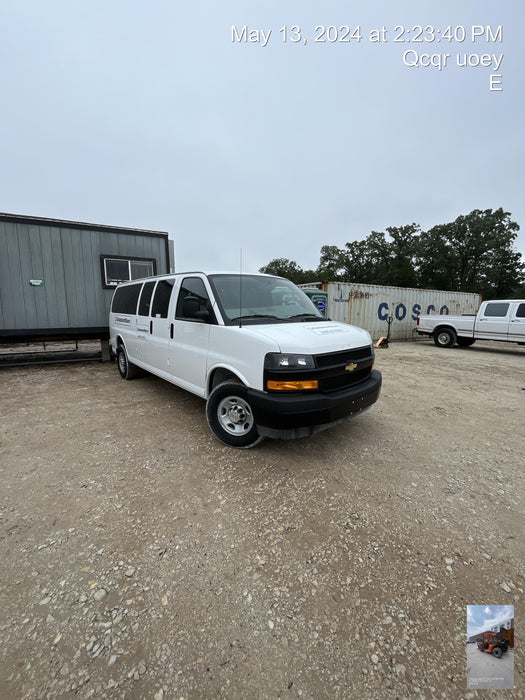 2023 CHEVROLET Express Van - Rental