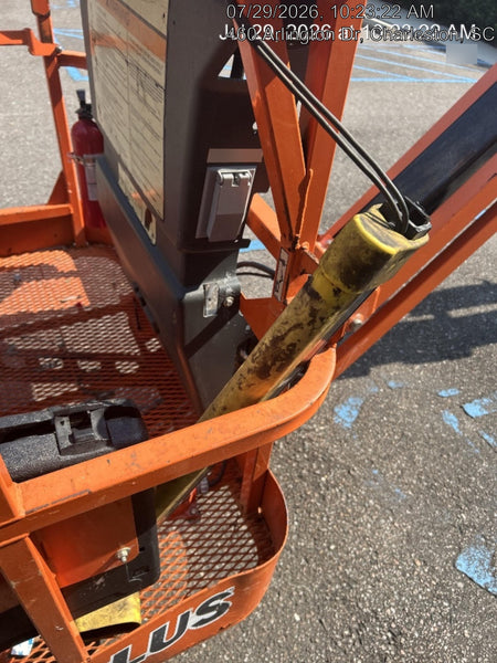 2019 JLG E300AJP