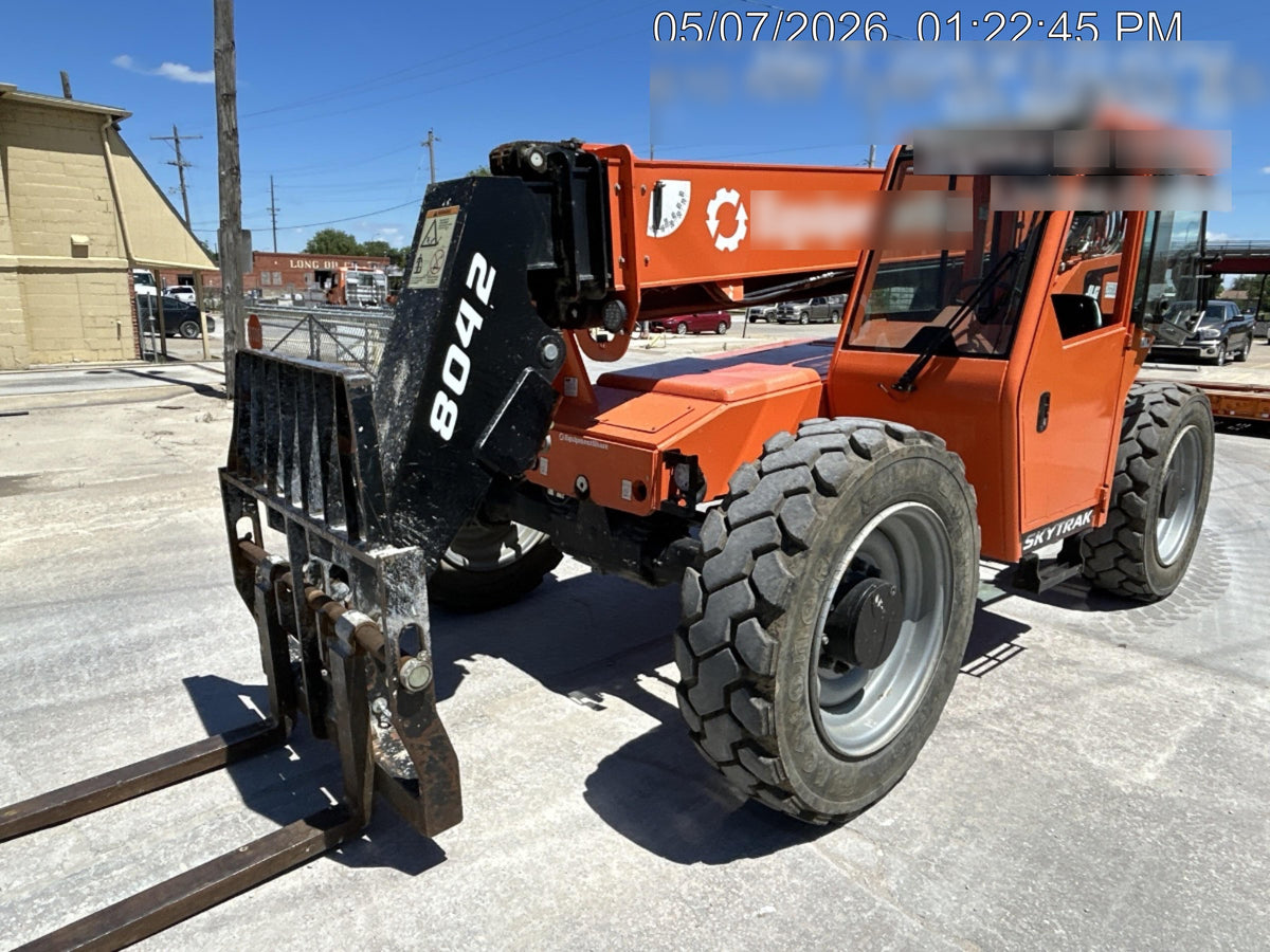 2022 SKYTRAK 8042