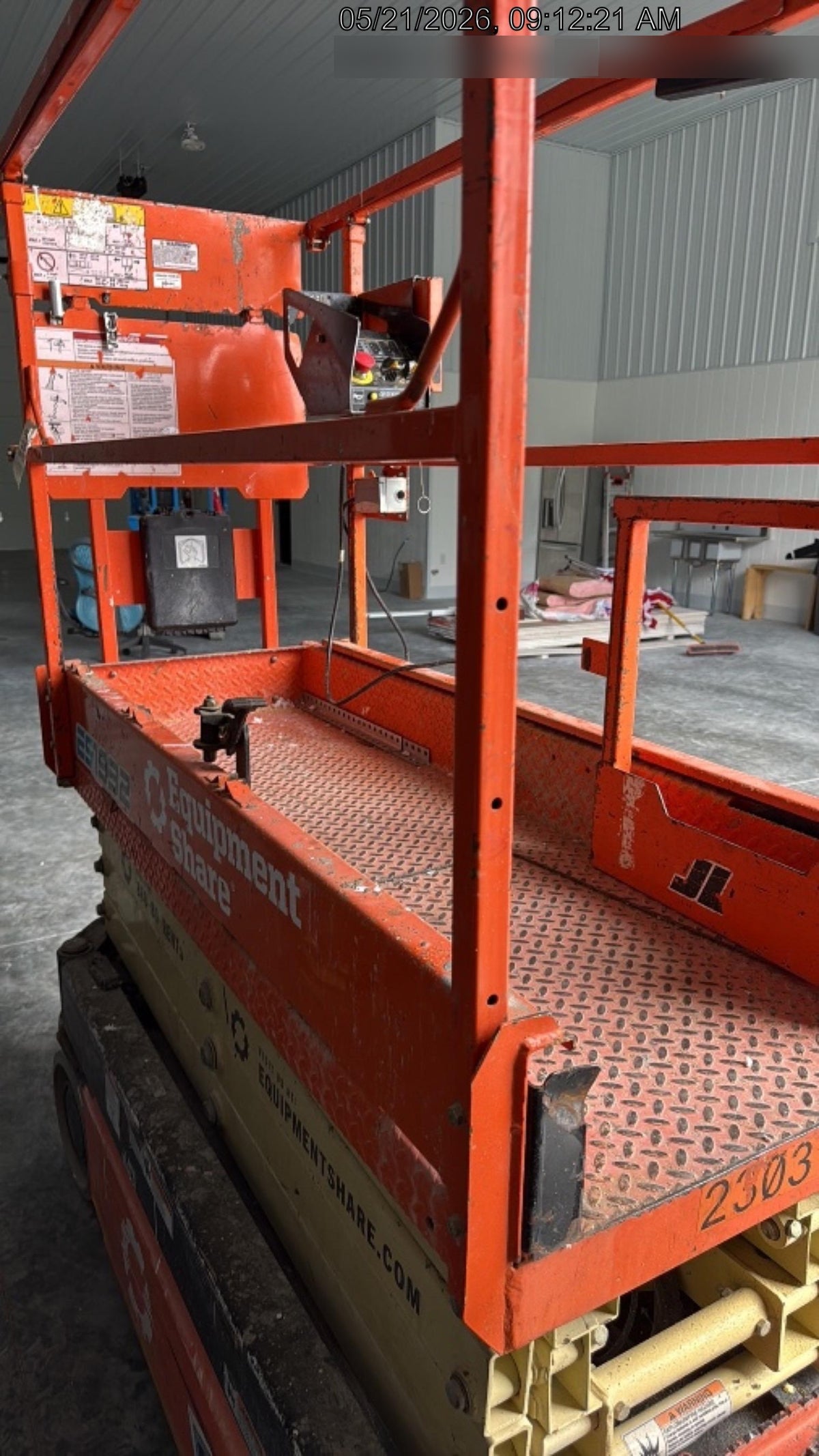 2022 JLG ES1932