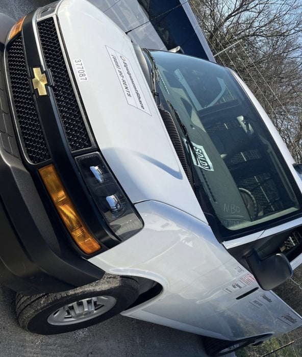 2023 CHEVROLET Express Van - Rental