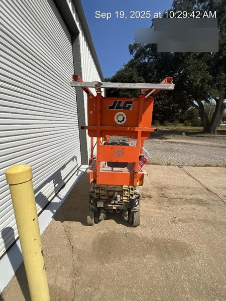 2021 JLG ES1932