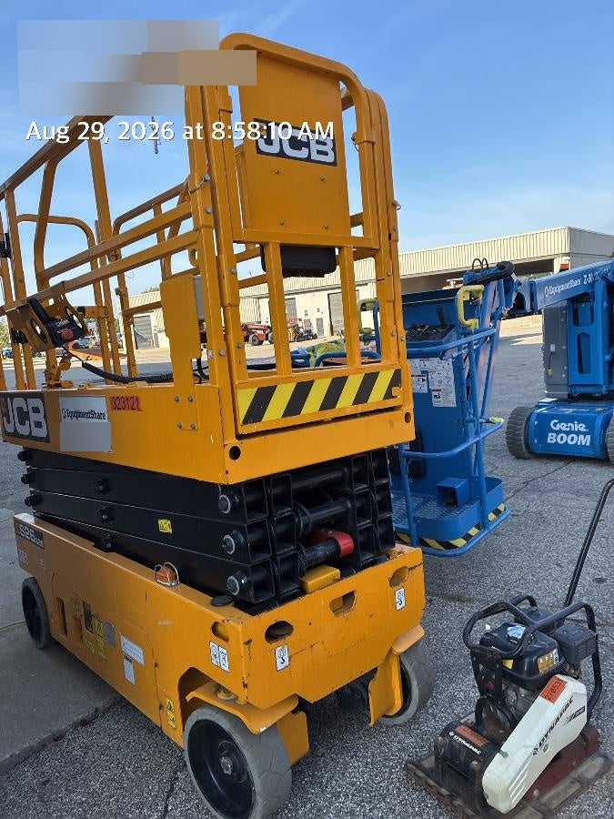 2023 JCB S2632E