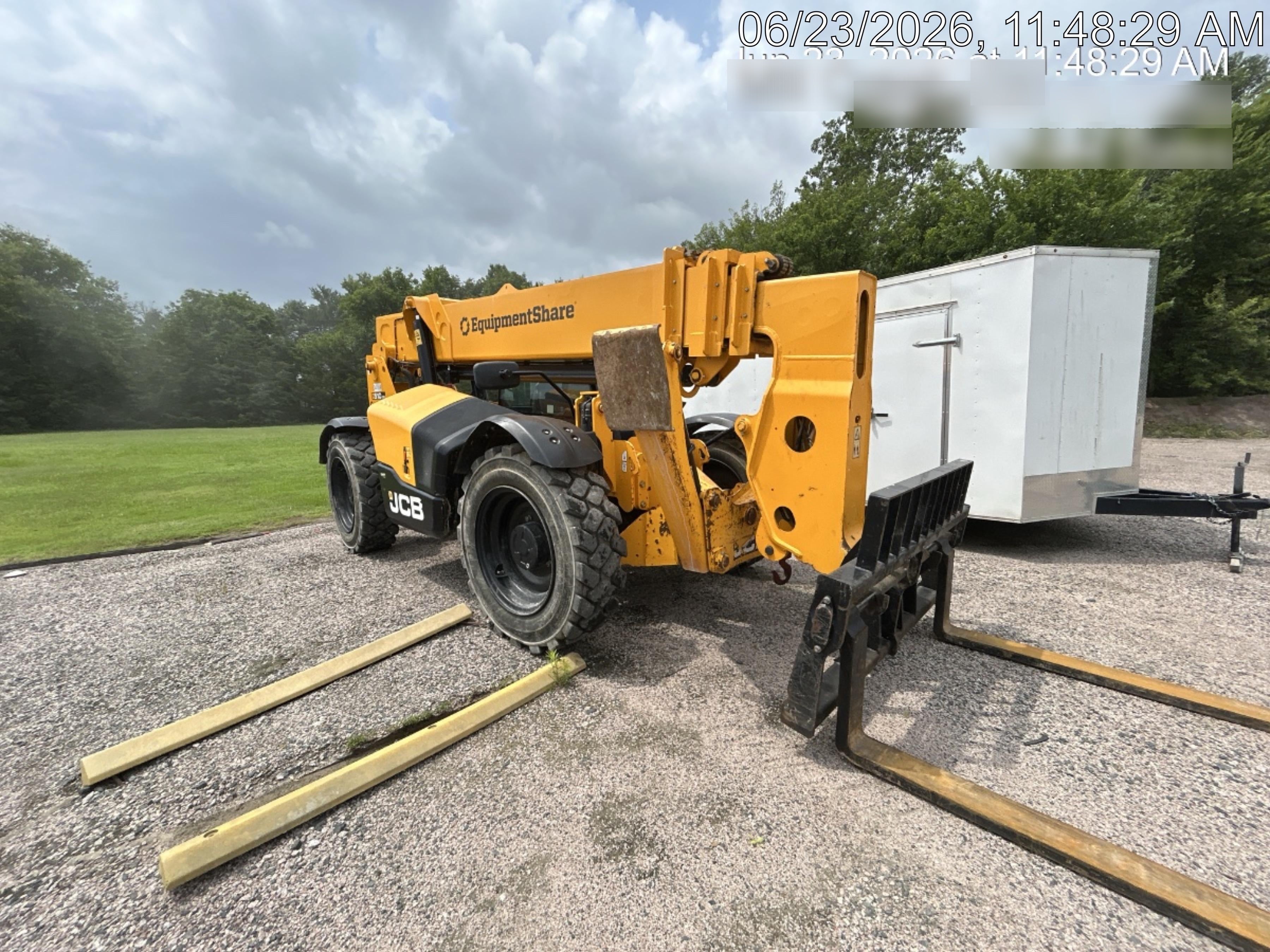 2023 JCB 510-56