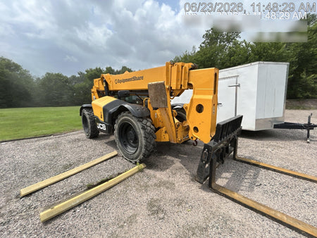 2023 JCB 510-56
