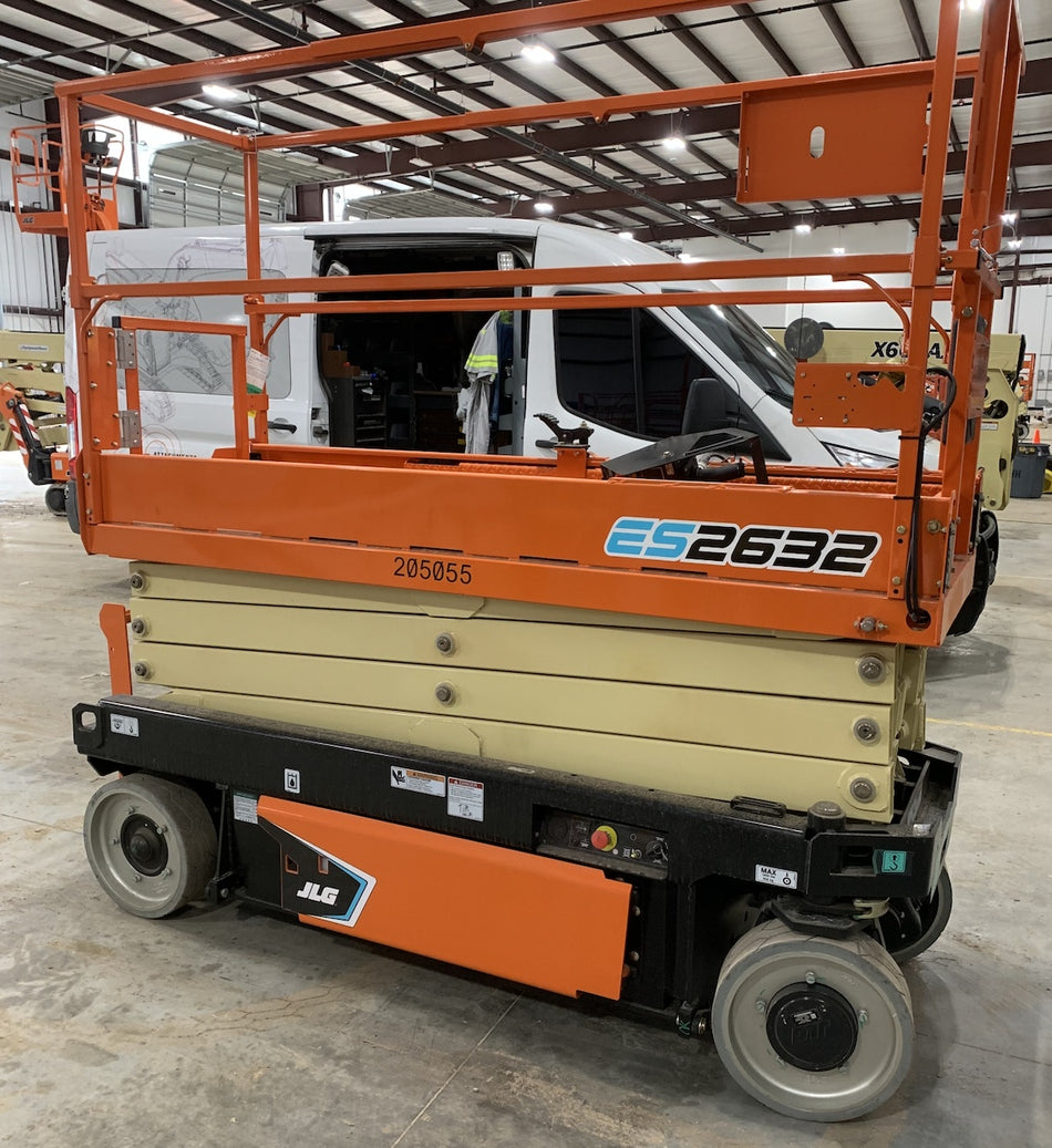 2022 JLG ES2632