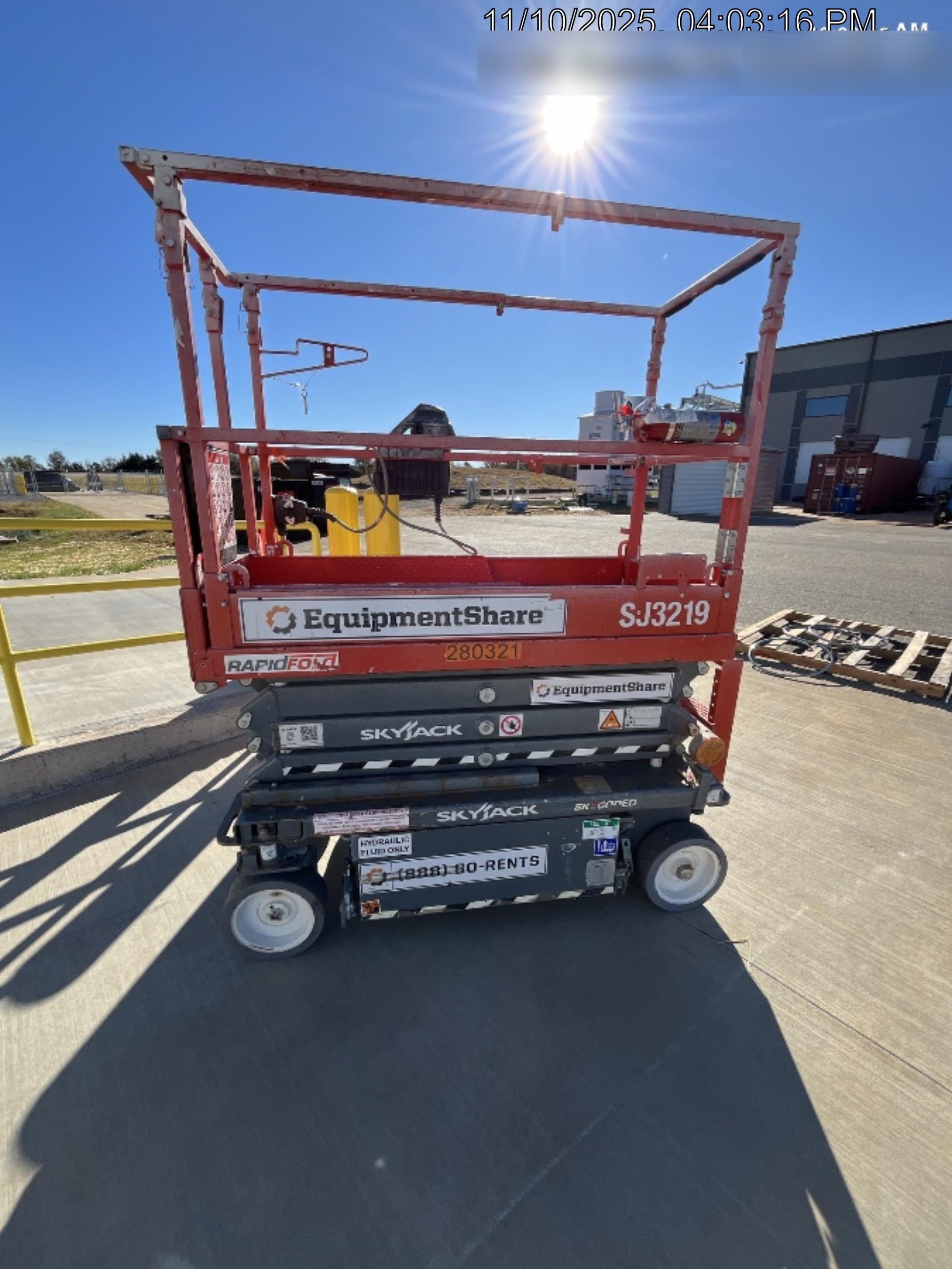 2023 SKYJACK SJ3219