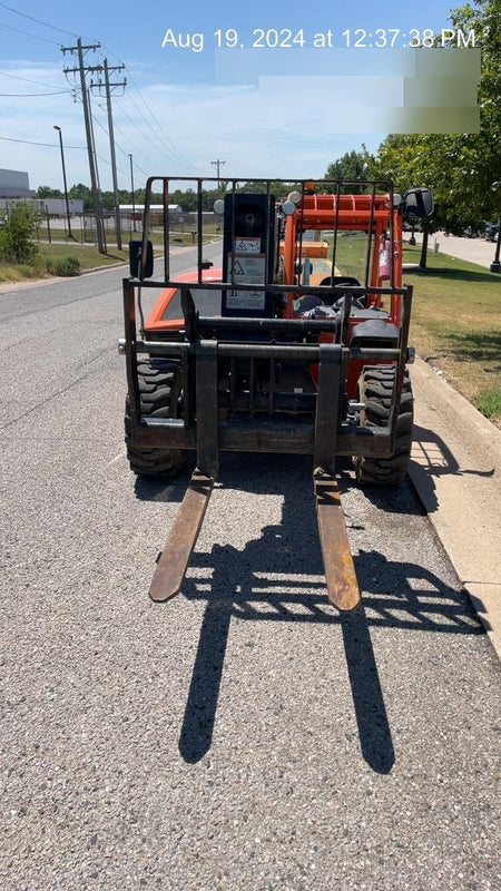 2022 JLG G5-18A