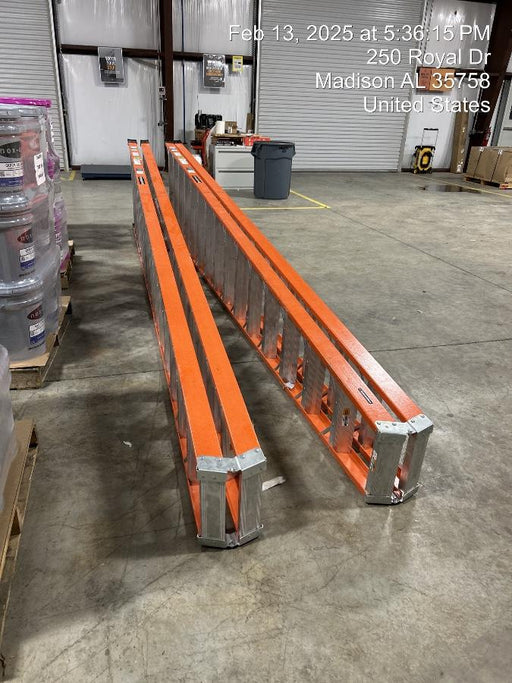 2025 LOUISVILLE LADDER FM1416HD