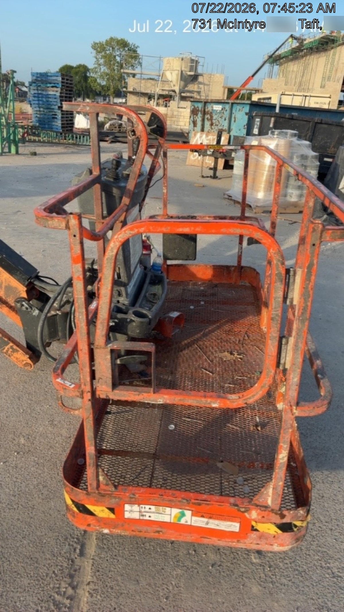 2022 JLG 660SJ