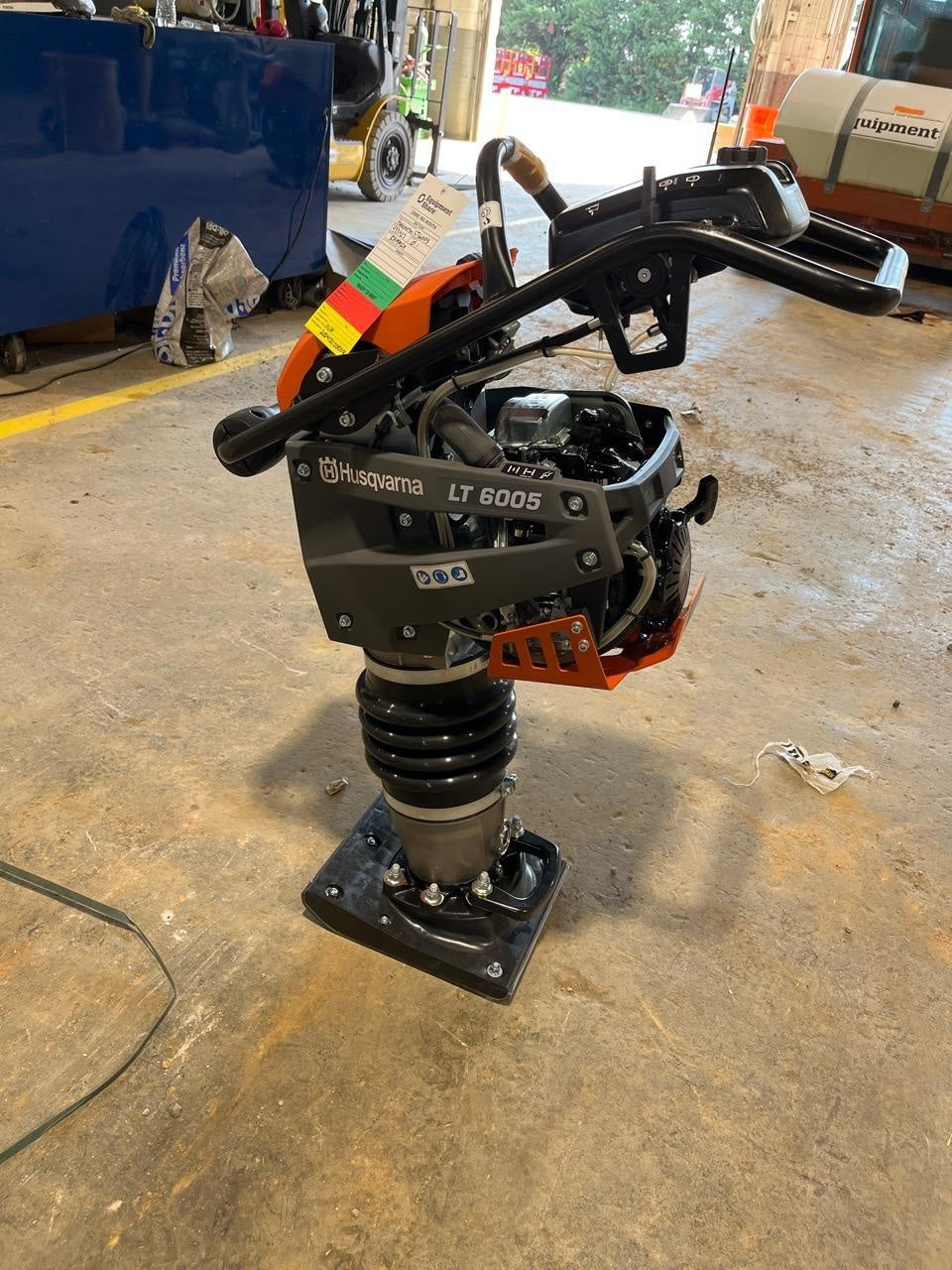 2024 HUSQVARNA LT6005