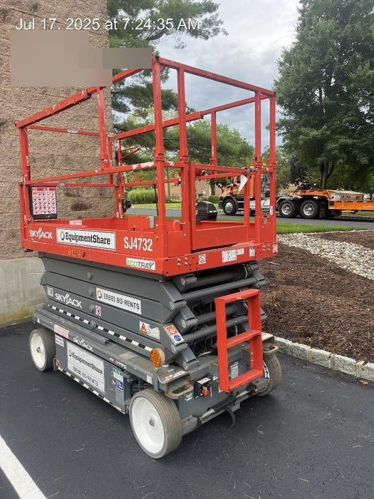 2021 SKYJACK SJ4732