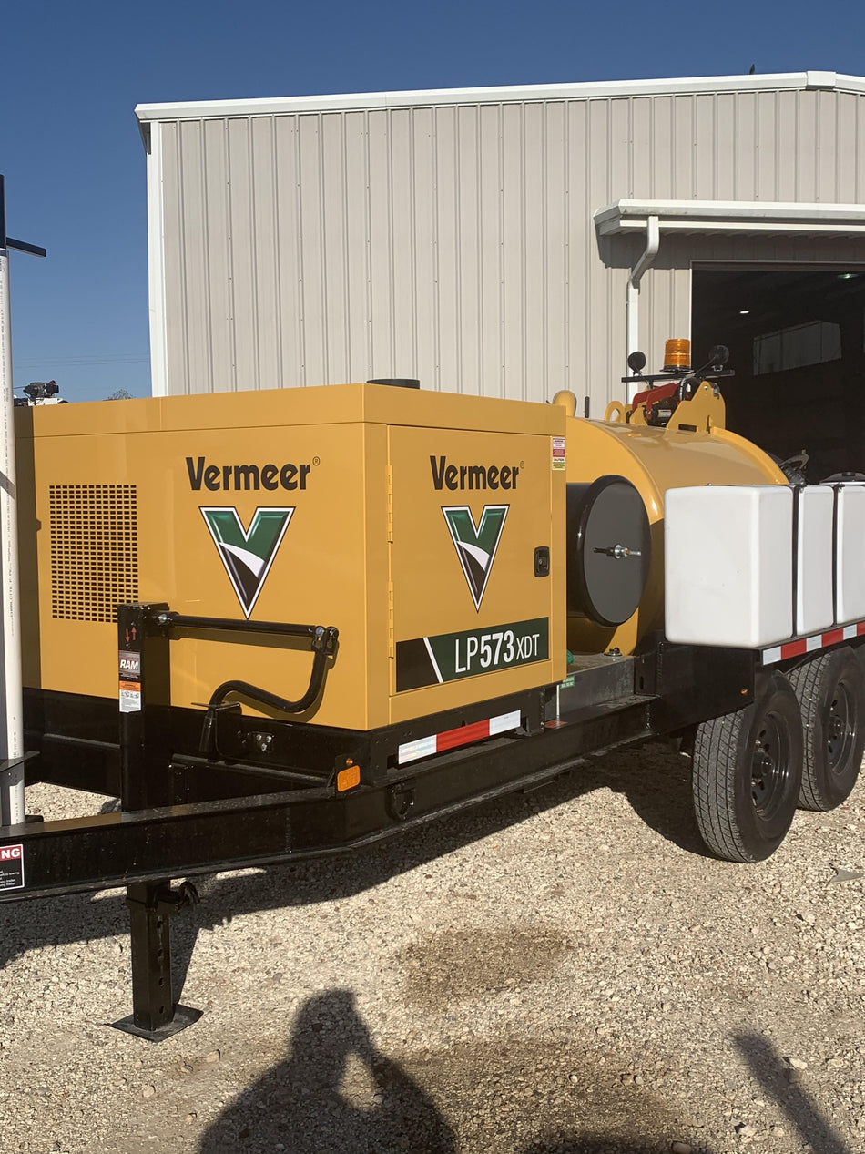 2022 VAC-TRON LP573XDT