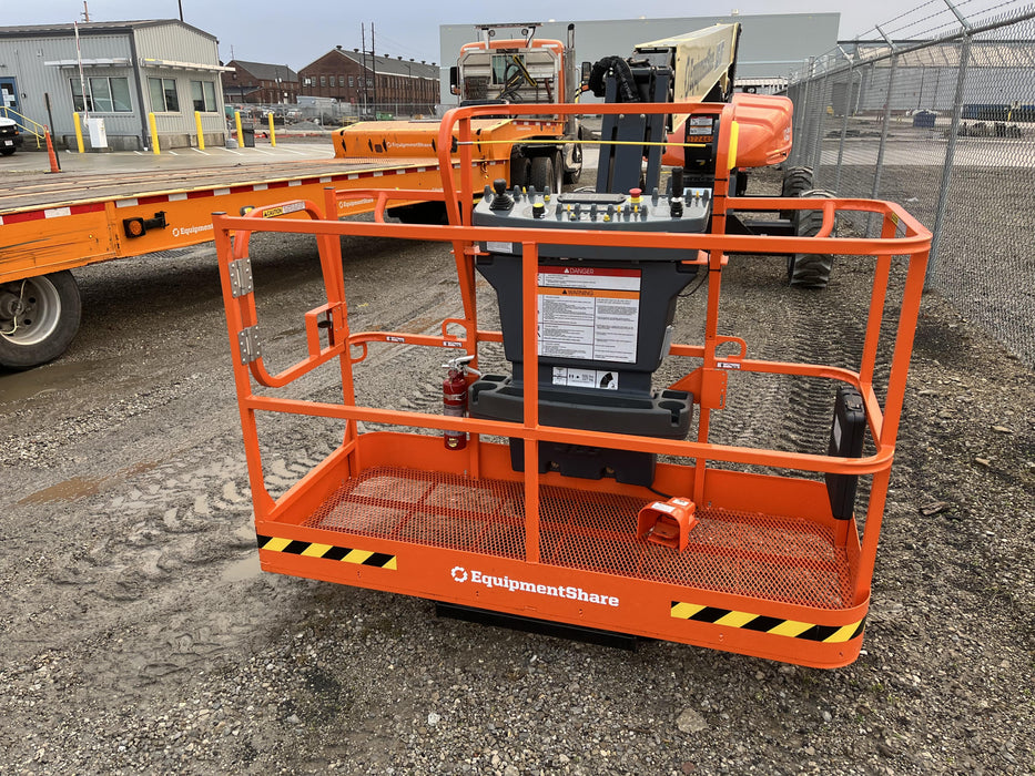 2023 JLG EC600SJ
