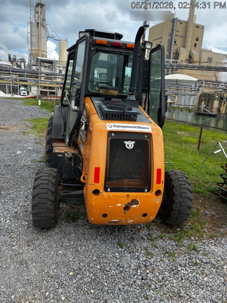 2021 CASE 586H