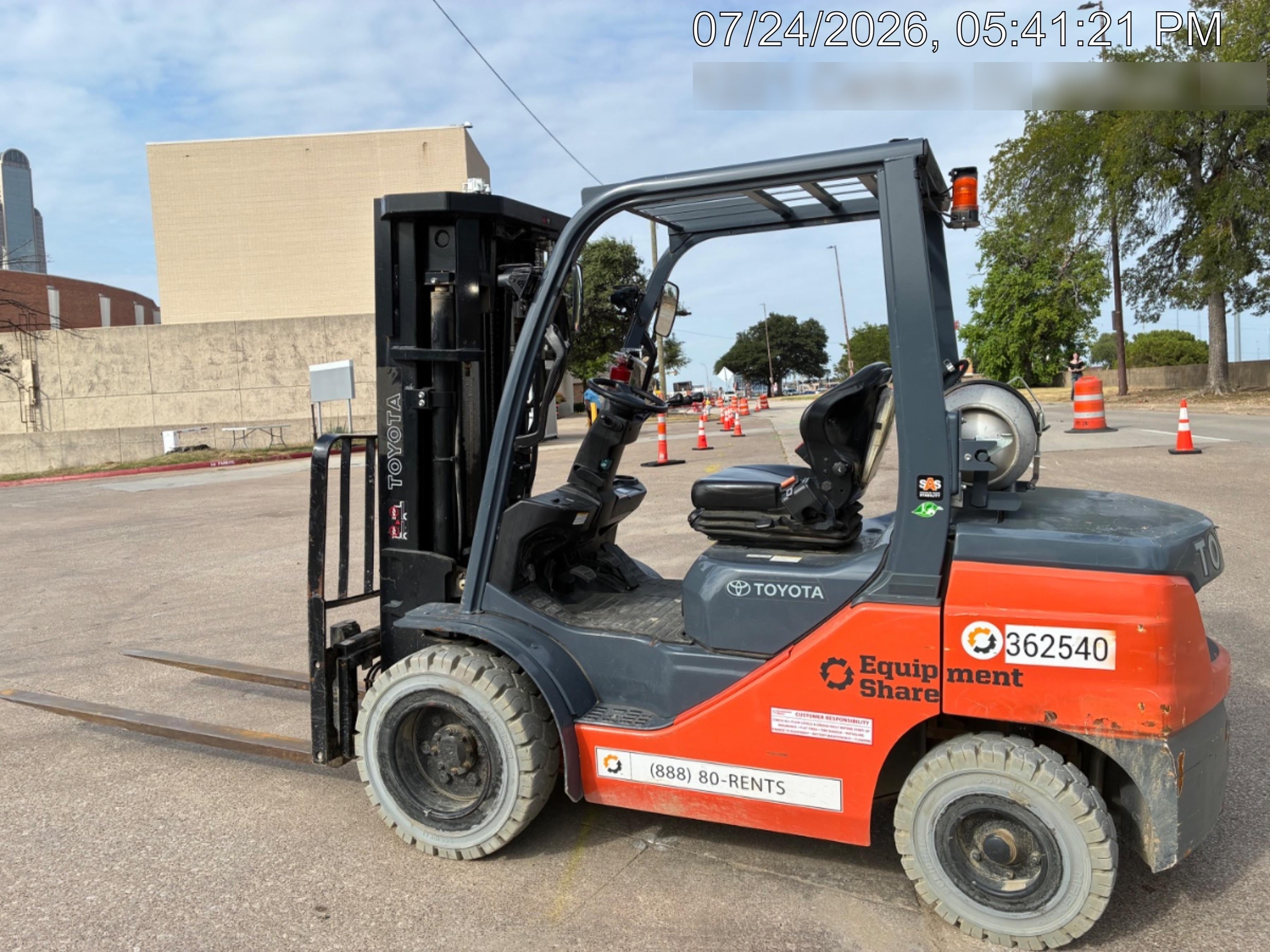 2023 TOYOTA 8FGU30 LP - Quad