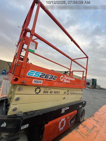 2022 JLG ES2632