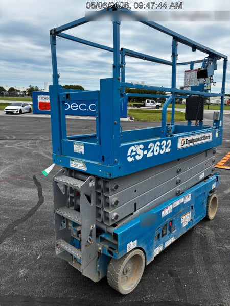 2020 Genie GS-1930 Solid Non Marking Tires, Beacon, Folding rails with half height swing gate