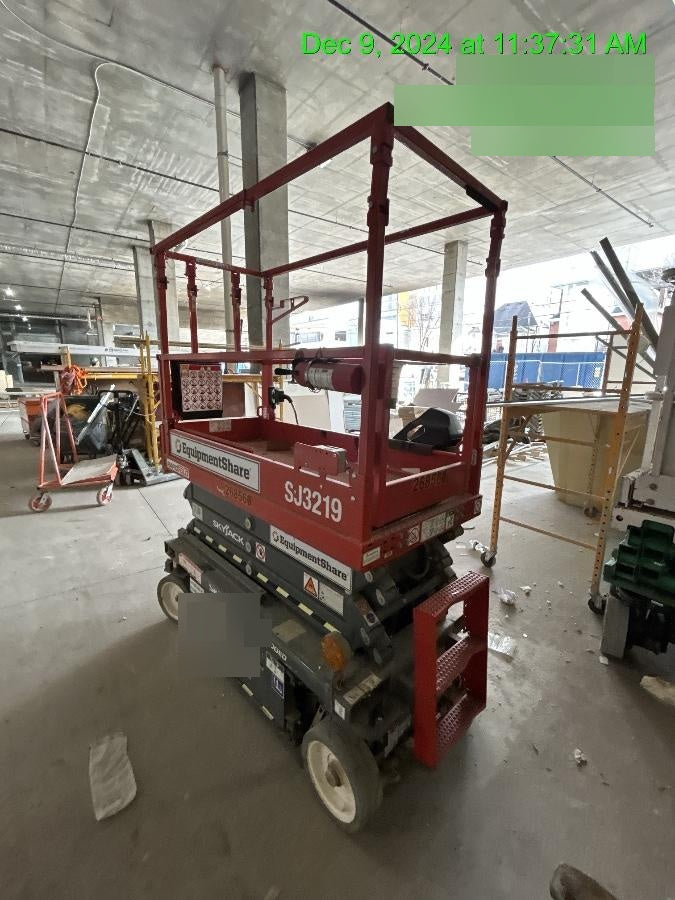 2023 SKYJACK SJ3219