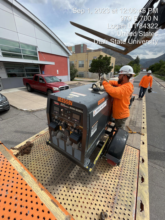 2021 Lincoln Electric Dual Maverick 200/200X Ready Pak 3 (includes trailer, cable rack, fender light kit)