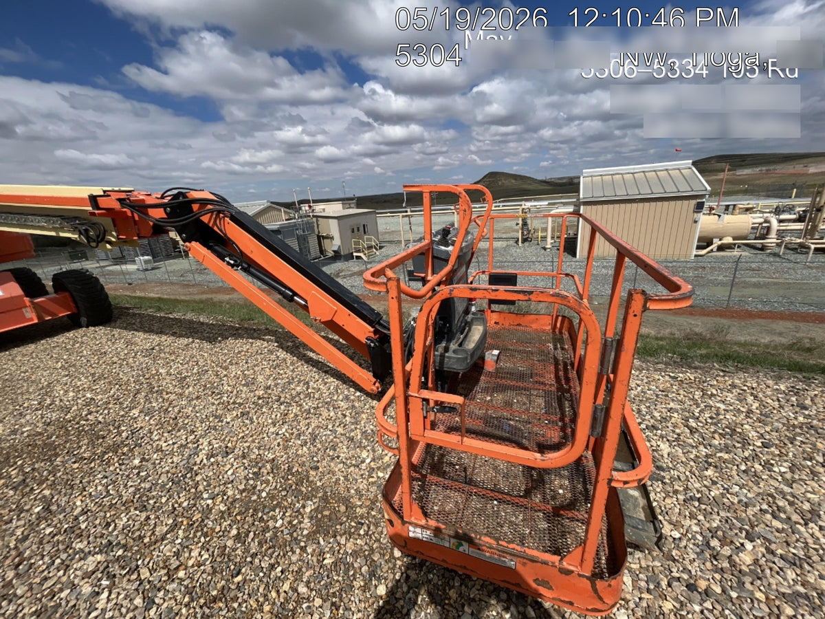 2020 JLG 660SJ