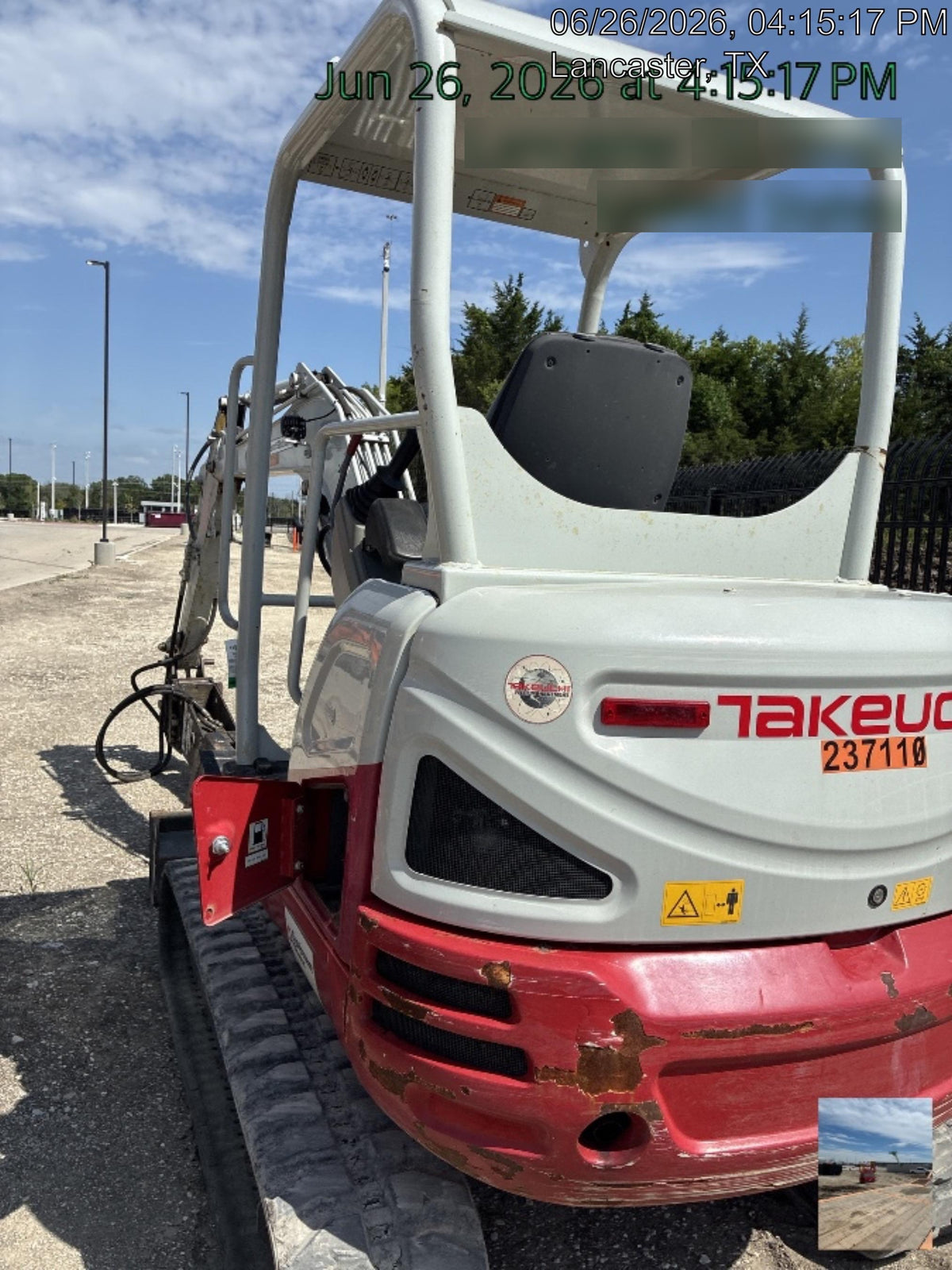 2022 TAKEUCHI TB235-2R