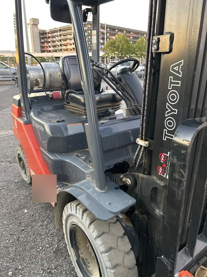 2022 TOYOTA 50-8FGU25