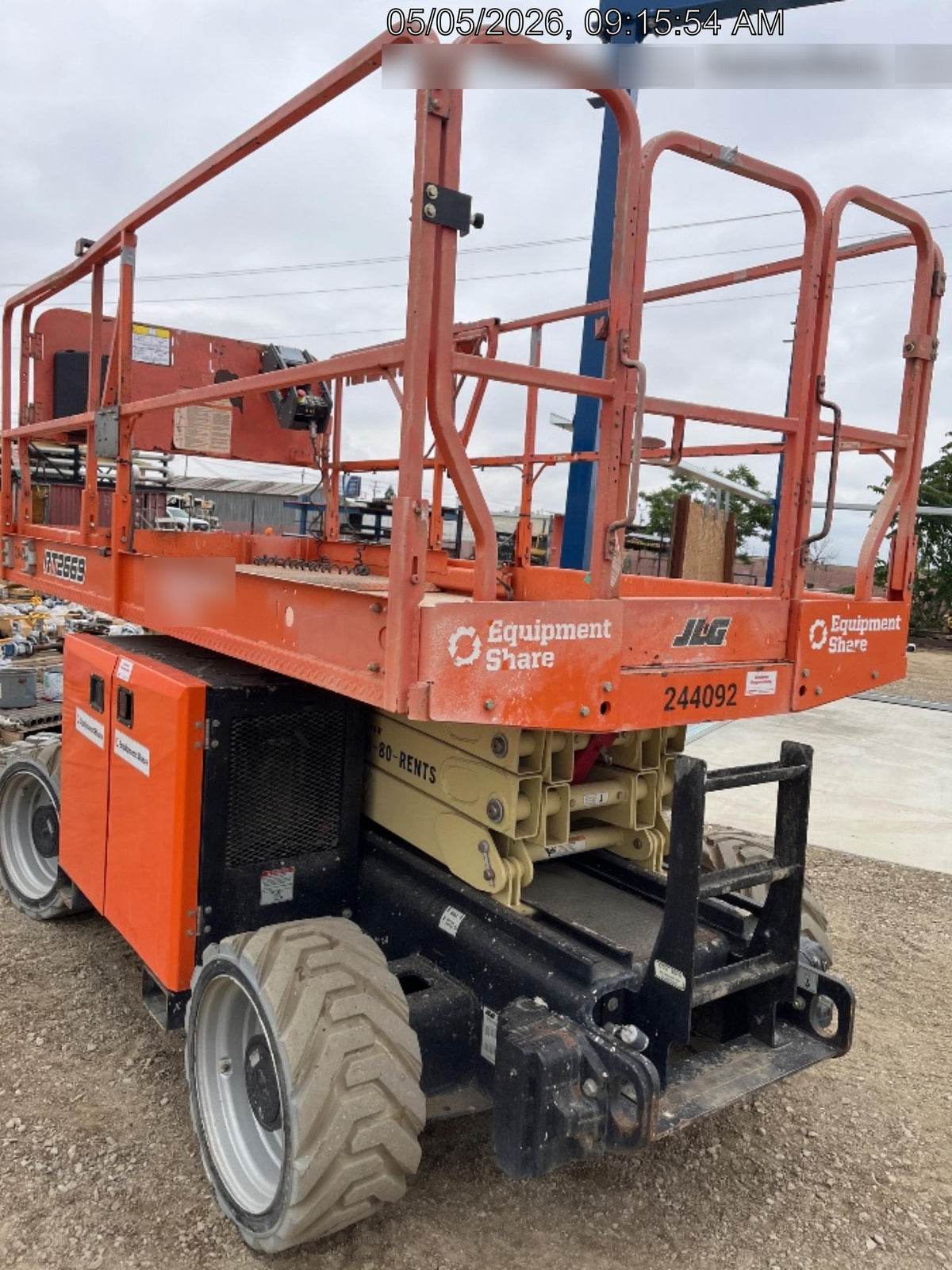 2022 JLG RT2669