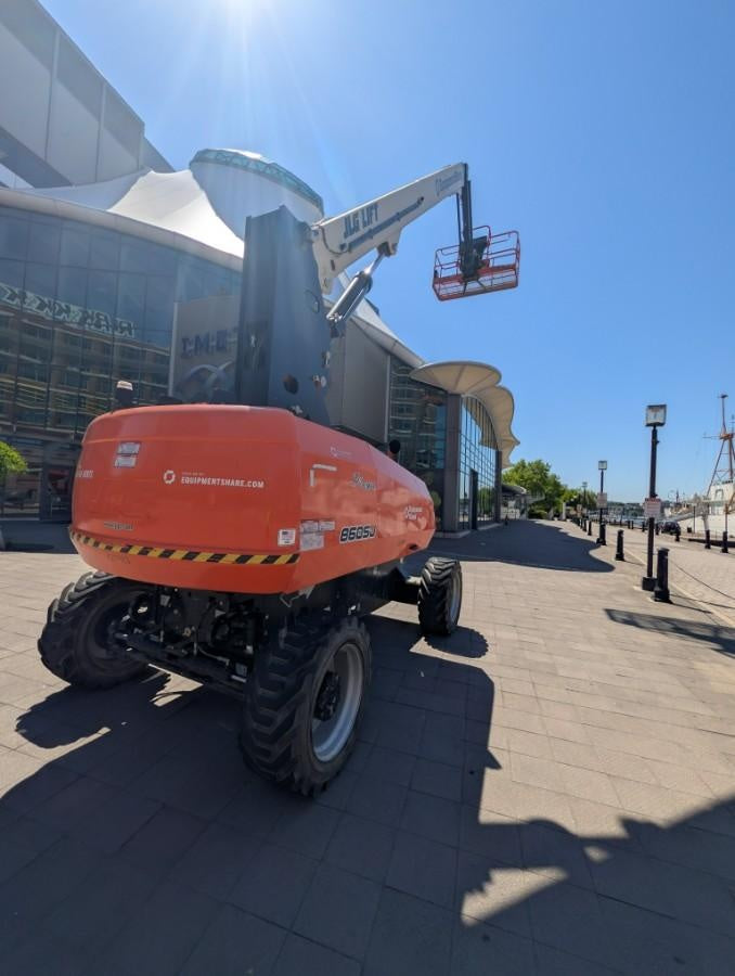 2024 JLG 860SJ