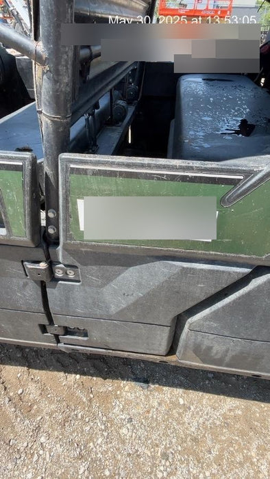 Kawasaki Mule PRO-DXT Standard Options, Backup Alarm, Beacon, Plastic Hard Top, Poly Windshield, Horn Kit