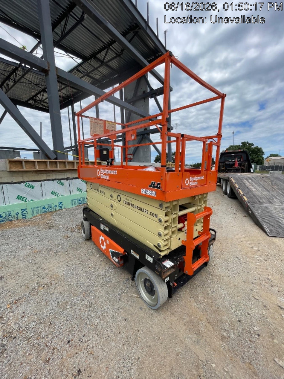 2022 JLG ES3246