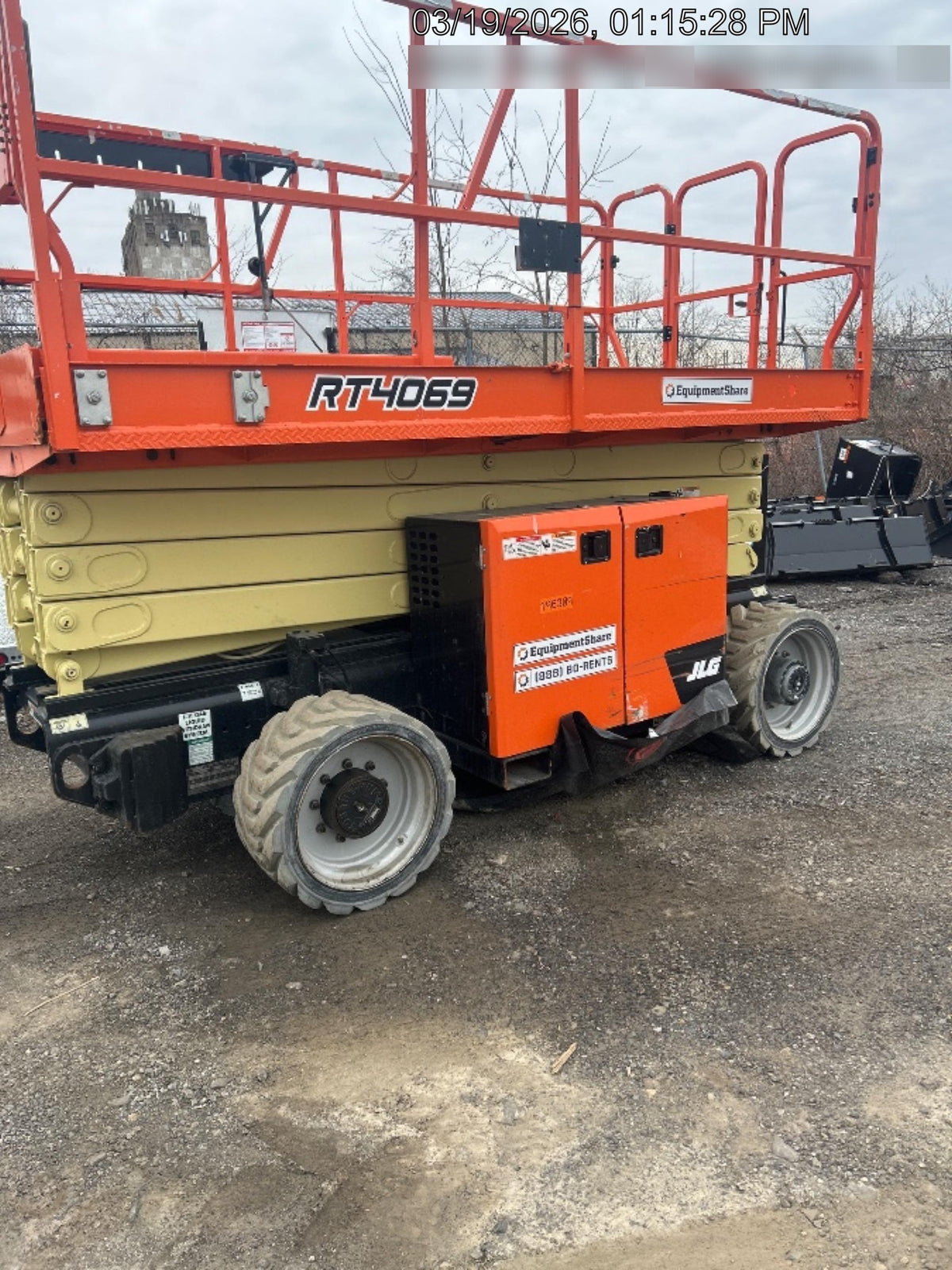 2021 JLG RT4069