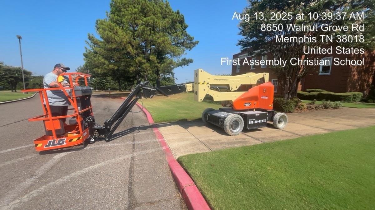 2025 JLG E400AJP Narrow