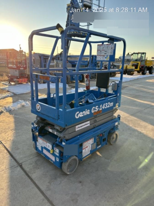 2022 GENIE GS-1432