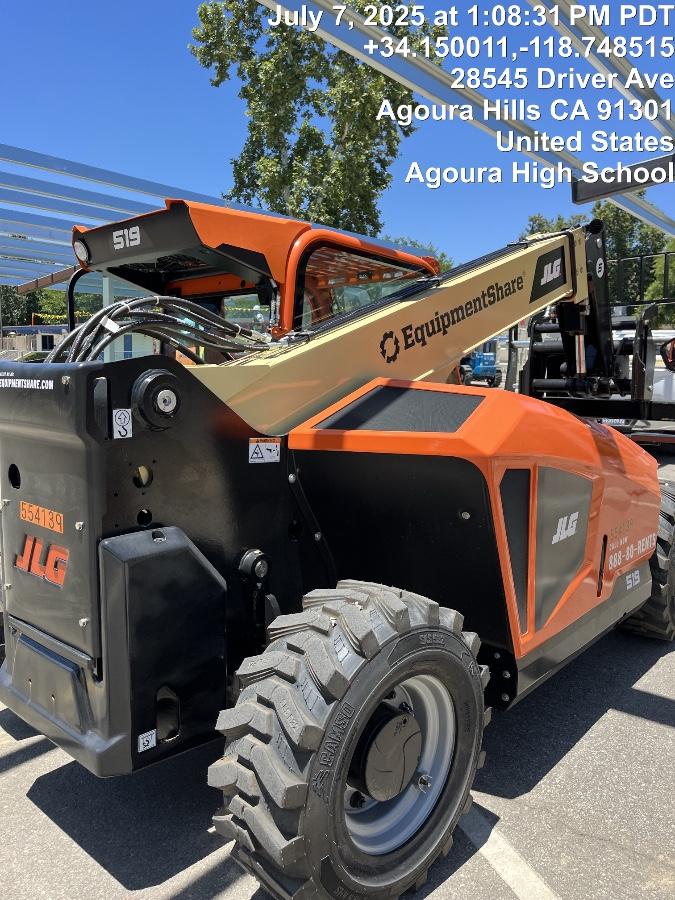 2025 JLG 519