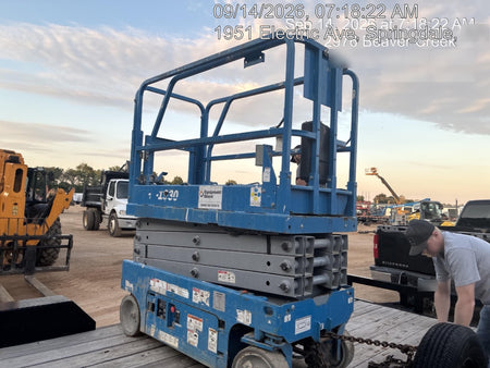 2020 Genie GS-1930 Solid Non Marking Tires, Beacon, Folding rails with half height swing gate