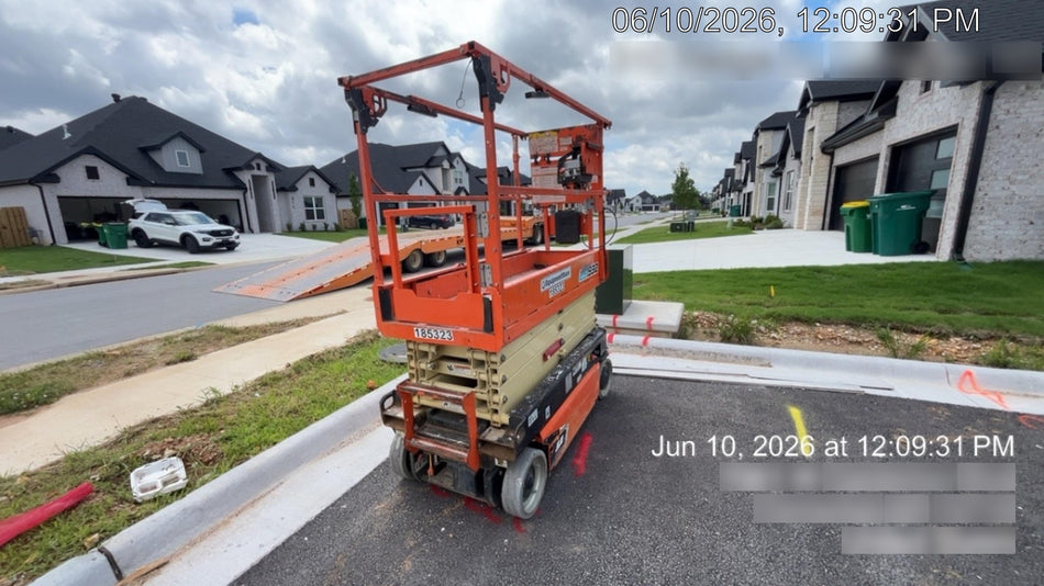 2021 JLG ES1932