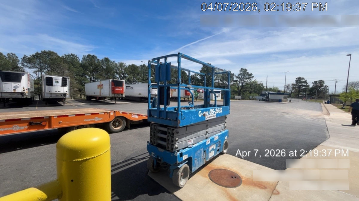 2018 Genie GS-2632 Genie GS-2632 w/Fixed Rail, Chain Entry