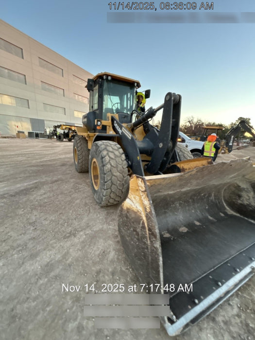 2019 JOHN DEERE 524L