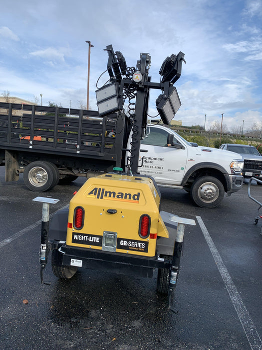 Allmand NLV3GR (4) LED Light Fixture 350W, 23' Vertical Mast, 3kW Prime, Towable, Deep Sea L401, Leveling Jacks, Yanmar T4F 5.8hp