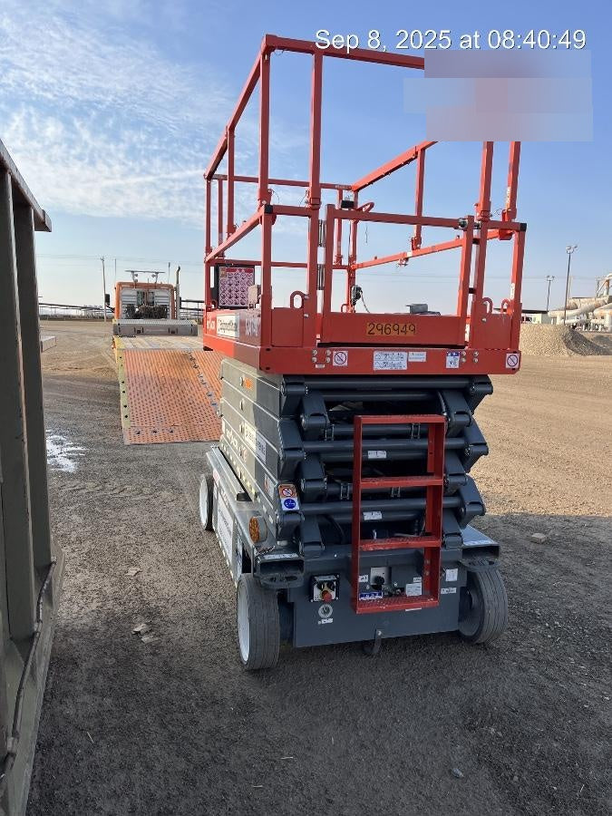 2023 SKYJACK SJ4740
