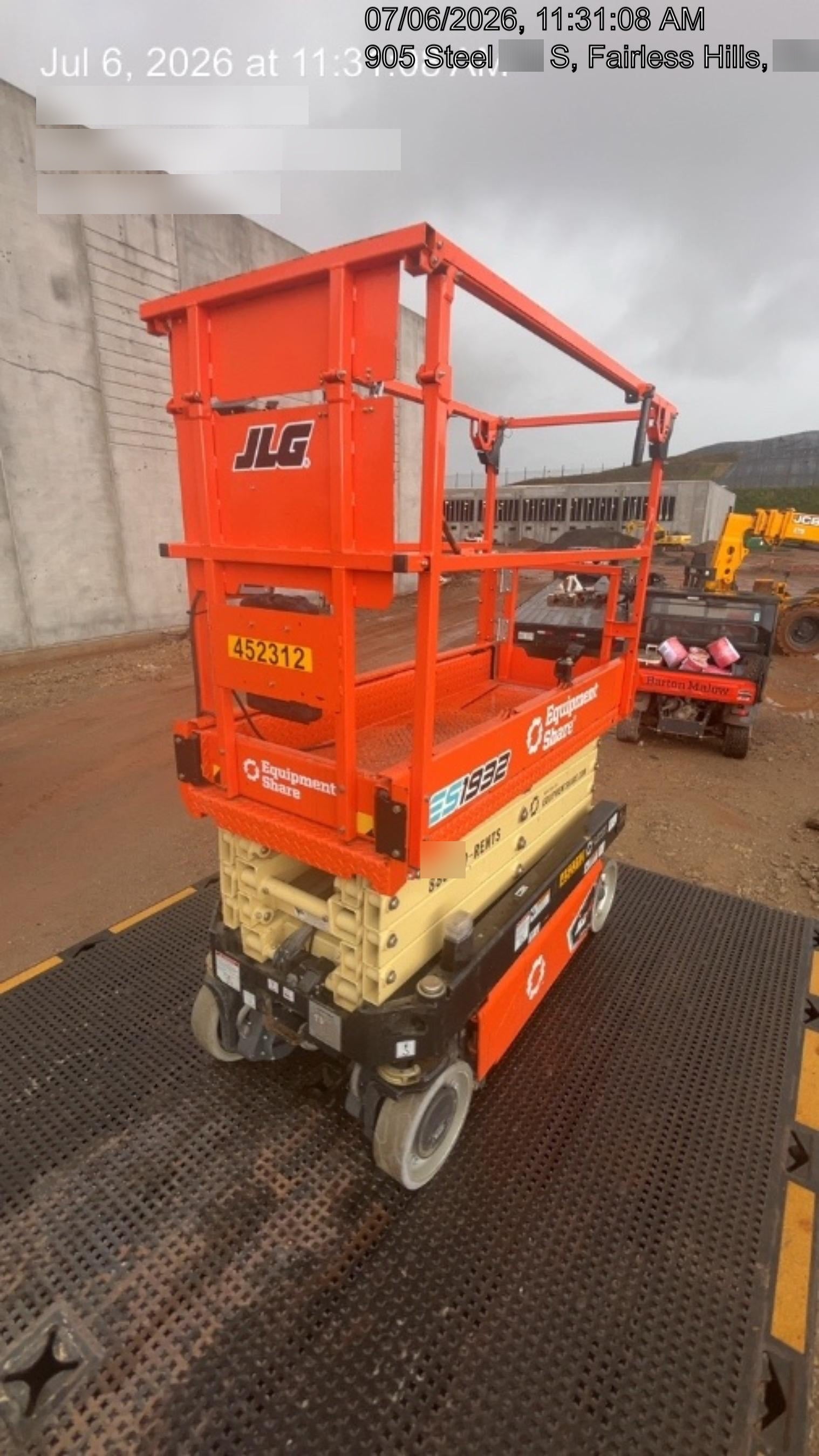 2024 JLG ES1932