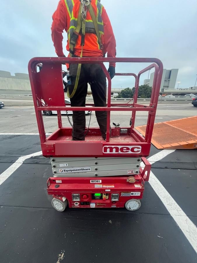 2020 MEC 1330SE Solid NM Tires, Steel Swing out Doors, LCS, Beacon, 900W Inverter